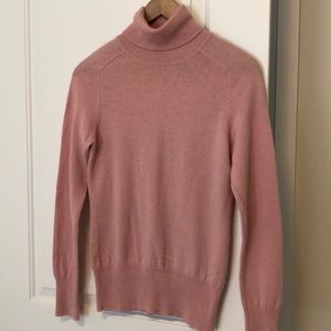 Pink H&M lambs wool turtleneck